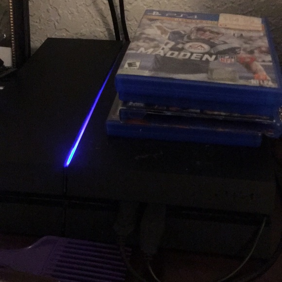 Ps4 - Picture 4 of 8